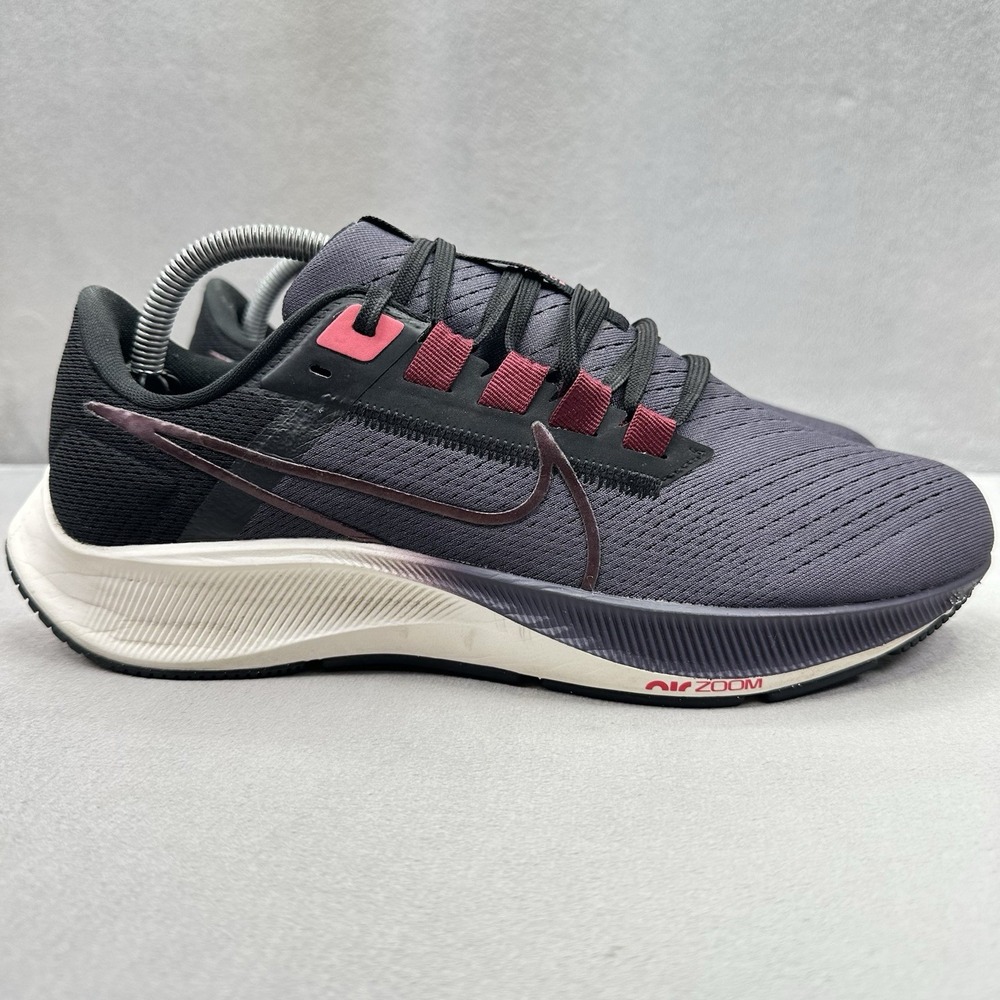 Womens Size 10.5 Nike Air Zoom Pegasus 38 Shoes Cave Purple Running Sneakers